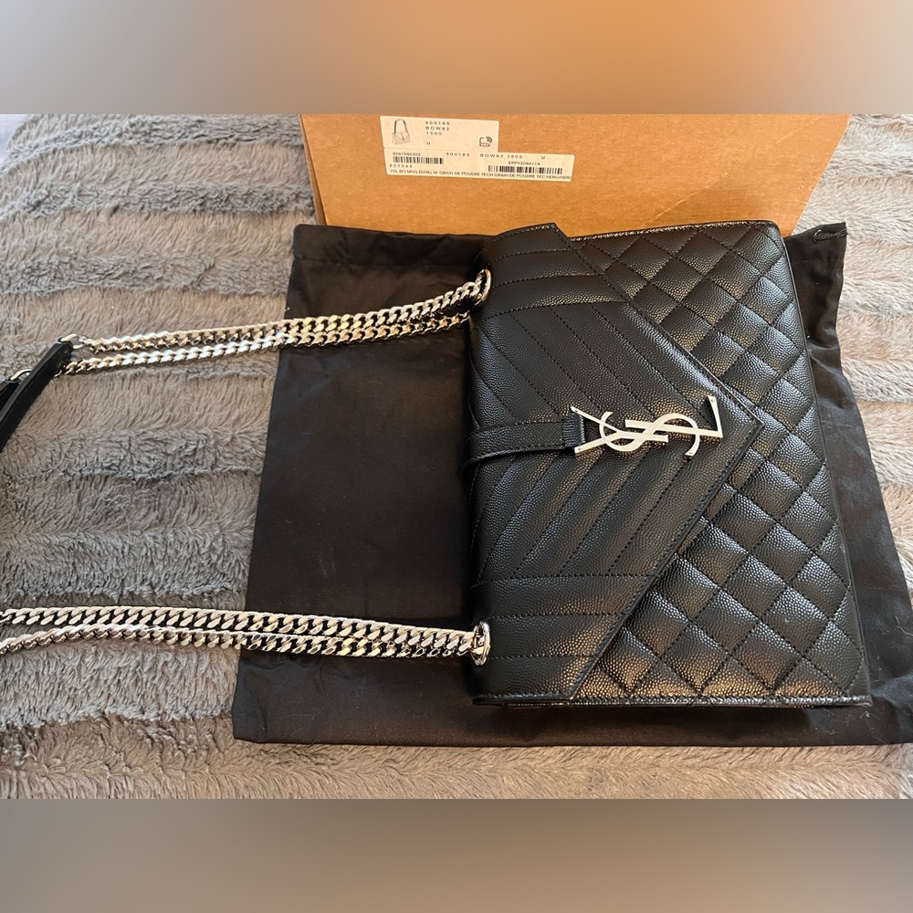 💯Auth BNIB YSL Medium Tri-Quilted Matelasse Bag - Picture 10 of 13